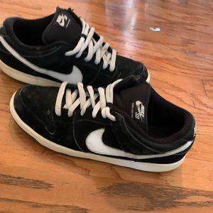 Nike dunk low sb black white sz 10.5